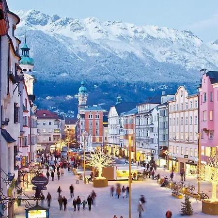 Huge In Awesome Location With Parking Апартаменты