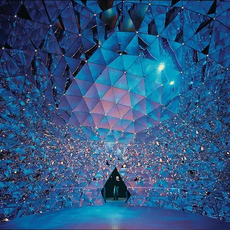 Huge In Awesome Location With Parking Апартаменты