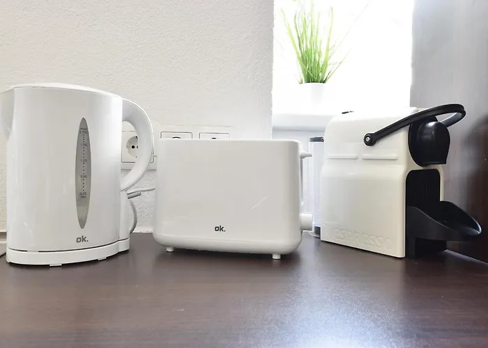 Huge In Awesome Location With Parking 公寓 *