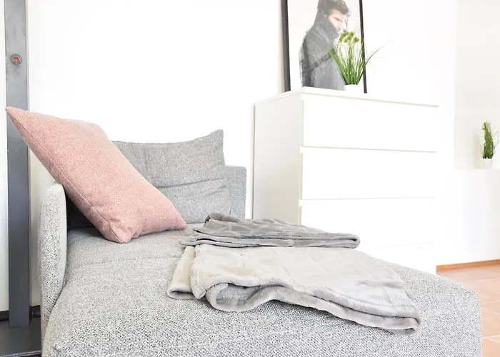 公寓 Huge In Awesome Location With Parking