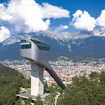 Huge In Awesome Location With Parking *