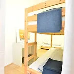 Huge In Awesome Location With Parking * Innsbruck